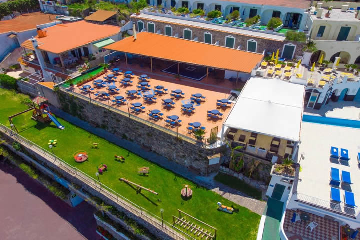 Ottobre a Ischia benessere hotel 4 stelle con terme e trattamenti